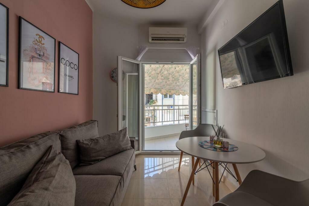 Coco Deluxe Apartment City Center Of Heraklion Ngoại thất bức ảnh